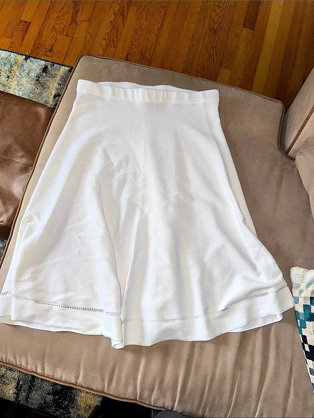 Carmen Marc Valvo Women'Small White Midi Skirt